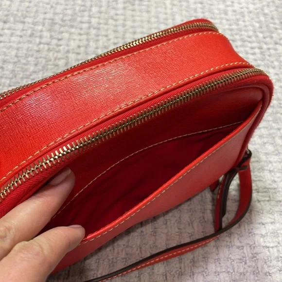 DOONEY & BOURKE CAMERA PEBBLED GRAIN ITALIAN LEATHER CROSSBODY Red/Orange - Picture 6 of 16